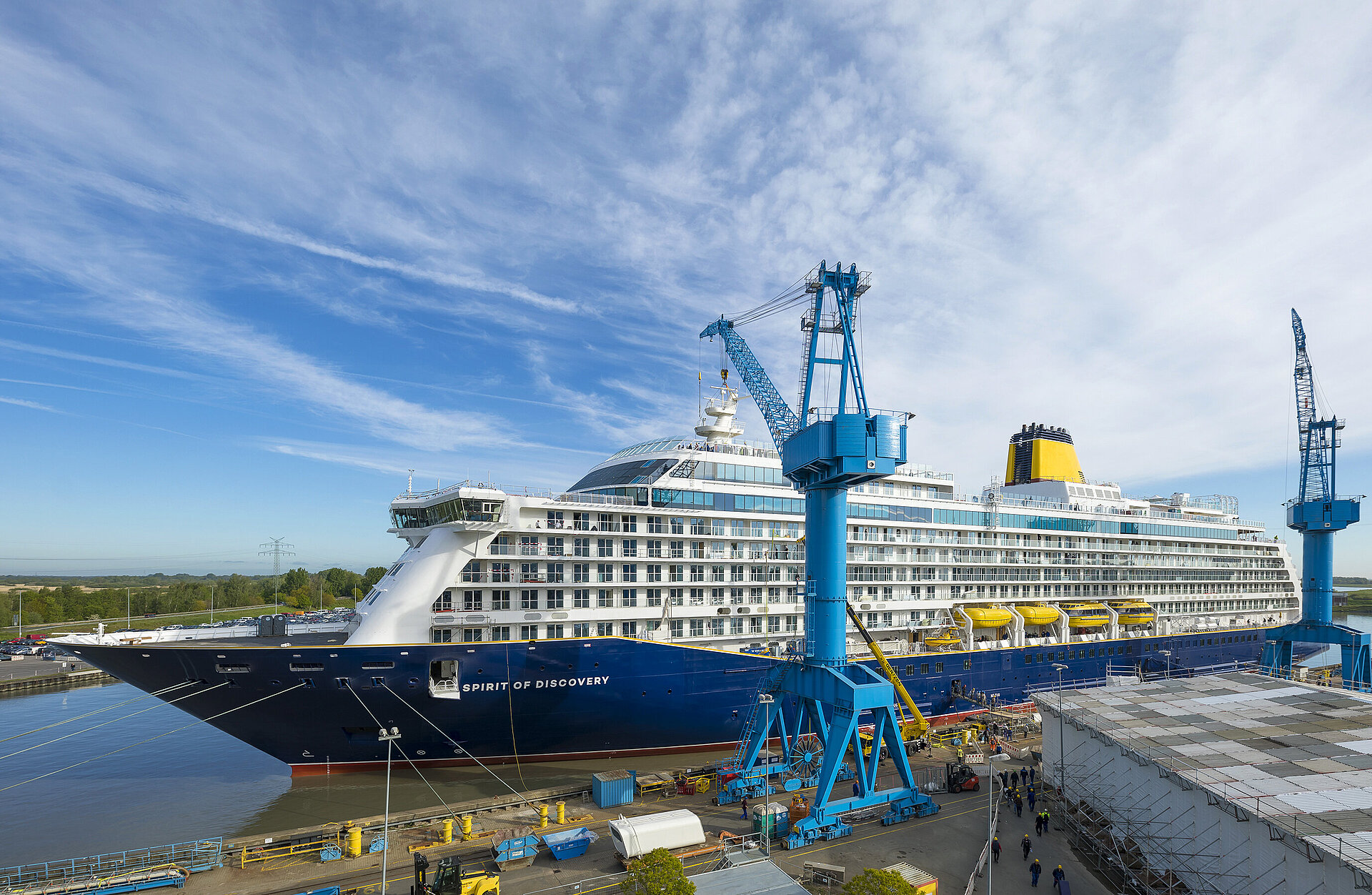 Ausdockung „Spirit of Discovery“ Ausdockung „Spirit of Discovery“